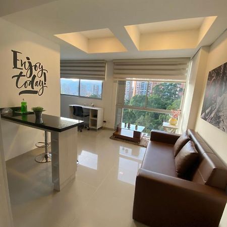 Apartasuite Moderna - En El Corazon Del Poblado ميديلين المظهر الخارجي الصورة